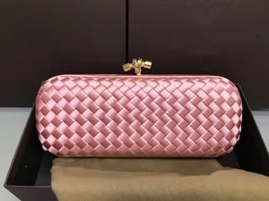 Classic Pure Color Simple Style Lady's Handmade Handgemaakte geïmporteerde schapenvacht geweven kledingtas Designer High Sense Evening Bag Clutch