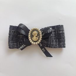 Klassieke quatily stijl huisdier decoraties sieraden clip bichon yorkshire maltese hond clip elegante haaraccessoires