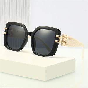 Klassieke retro designer zonnebril Fashion Trend Sun Glazen anti-glare UV400 Casual oversized bril voor vrouwen met Box339Q