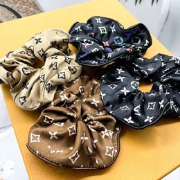 Scrunchie clásico para mujer, joyería de diseñador de marca, banda de goma, cuerda elástica para el pelo, accesorios para el cabello estampados para el intestino grueso