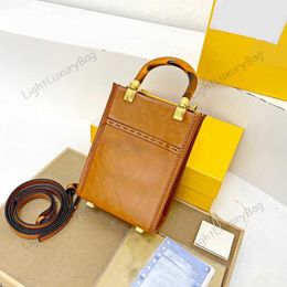 Mini Tote Bag Designer Leather Wallet Classic Crossbody Light Luxury Handtassen voor vrouwen beroemd merk opvallende winkels 220202