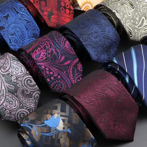 Classic Silk Men Tie Plaid Stripe Floral Livins Formes d'usure Forme d'affaires Jacquard Coldie Mariage Party Gift Daily Accessoires