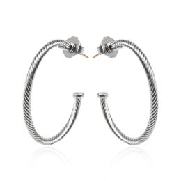 Boucles d'oreilles classiques simples pour femmes Motif géométrique en or pour femmes Convient à toutes les occasions Bijoux en métal polyvalents pour femmes