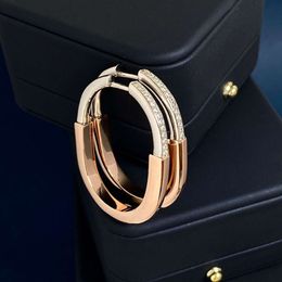 Klassieke kleine en grote u lock -stijl Hoop oorbellen AAA Zirkon Buckle Circle Oor Pendanten voor vrouwen Brand Jewelry