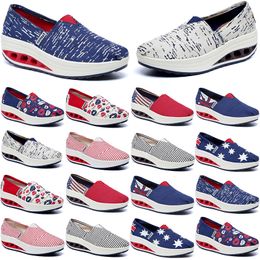 classique Printemps été frontière Tourisme de plein air Printemps en plein air Chaussures pour femmes Étudiant GAI Chaussures en toile Chaussures en tissu Chaussures paresseuses Minimaliste polyvalent Shake Shoes 36-40 77