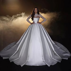 Klassieke strapless baljurk trouwjurken met jas appliques kralen lange mouwen prinses bruidsjurk plooi satijn kerk vestido de novia