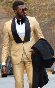 Classic Style One Button Champagne Bruidegom Tuxedos Sjaal Revers Bruiloft / Prom / Diner GroomsMen Mannen Past Blazer (Jack + Pants + Vest + Tie) W1470