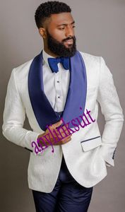 Style Classique Un Bouton Blanc Paisley Marié Tuxedos Châle Revers Mariage/Bal/Dîner Garçons D'honneur Hommes Costumes Blazer (Veste + Pantalon + Gilet + Cravate) W1460