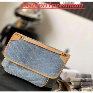 Klassieke stijl gewassen denim tas Luxe ontwerpers Damestassen Pochette Luxe tas Pufferketting Cowboy Crossbody Vouwen Flap Envelop Messenger Blauw GM-maat