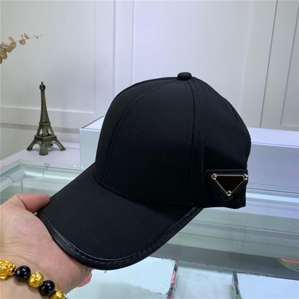 Classic Triangle Badge Ball Caps Hombres Mujeres Diseñador Gorra de béisbol Ajustable Al aire libre Sombreros para el sol Unisex Deporte Golf Curvo Hat277e