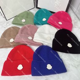 Gorros de calavera de invierno unisex clásicos Hombres Mujeres Gorros de punto Diseñador Deportes al aire libre Gorros lanudos