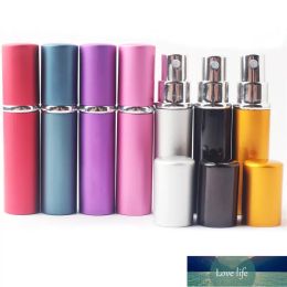 Classique haut de gamme 5 ml portable mini parfum rechargeable parfum après-rasage atomiseur vaporisateur vide avec 2 remplisseurs d'entonnoir pour sac à main de voyage