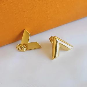 Pendientes clásicos de acero de titanio en V Diseñador de dijes para mujer con doble letra, joyería de lujo, regalos de aro de amor, mujer, niña, oro, plata, oro rosa, venta al por mayor