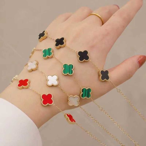 Classic Van Jewelry Accessoires Haute Édition Or 18 carats Chanceux Quatre Feuilles Herbe Cinq Fleurs Bracelet Croix Or Double Face Fritillaria Non Décoloration Polyvalent Handicraf