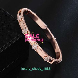 ACCESSOIRES DE BIELLIR VAN Classic Bracelet Bracelet de trèfle sucré de Luxur