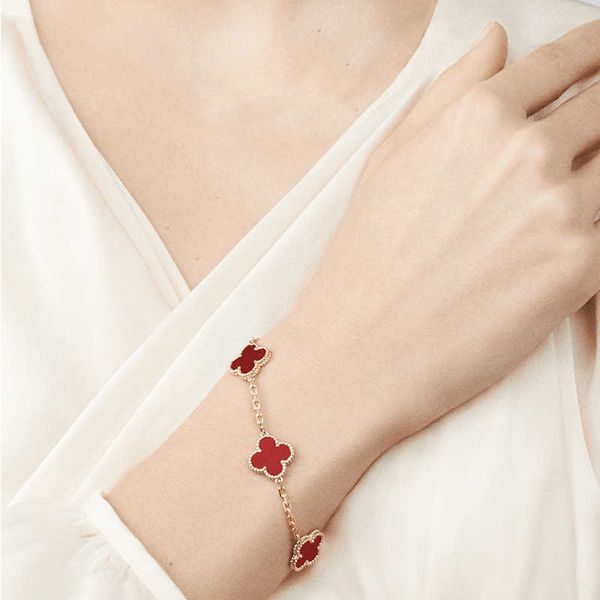 Accessoires de bijoux Van classiques Compteur Shuibei avec le même bracelet en or 18 carats trèfle à quatre feuilles cinq fleurs au750 cadeau de luxe léger pour petite amie