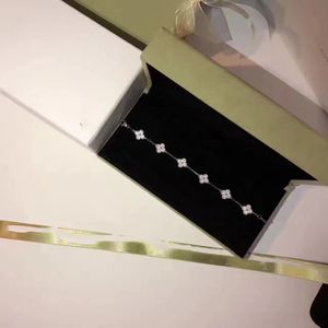 Klassieke Van Vintage Chram Armbanden Koper Met 18K Verguld Volledig Kristal Clee Merk Designer Klavertje Vier Hanger Armband Voor Vrouwen sieraden Doos Party Gi