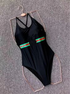Mujer clásica de una pieza diseñadora de trajes de baño trajes de baño de playa de verano para mujeres ropa de marca sin espalda 02225