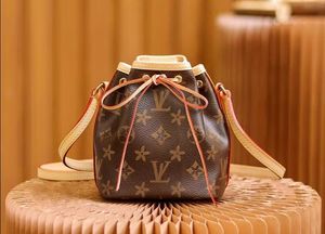 2023 designer bag Old Flower Women's Bag Leather Versatile One Shoulder Crossbody Bags Drawstring Mini Bucket Bag fashion crossbody bag tote bags backpack