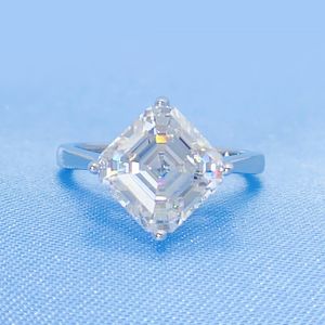 Klassieke vrouwen Ring S925 Sterling Silver Passed Test Square Moissanite Diamond Ring For Party Wedding Leuk cadeau