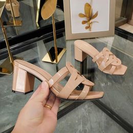 Zapatillas clásicas de tacón alto para mujer, sandalias de tacón grueso con diamantes de imitación de verano a la moda de cuero de diseñador, 6,5 cm con caja de 35-44 yardas