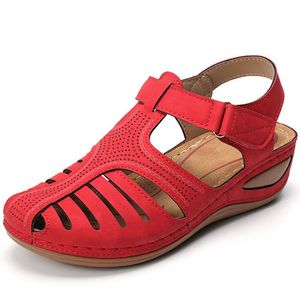 Klassieke vrouwen sandalen schoenen zomer sandalen drievoudige zwarte rode bule roze vrouwen buitenshuis sportschoenen € 36-44