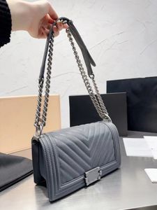 Klassieke vrouwen groothandel designer klassieke mini modezakken gewatteerde ketting klep diamant kalfsleer kaviaar echte lederen schouder crossbody tas luxe handtassen