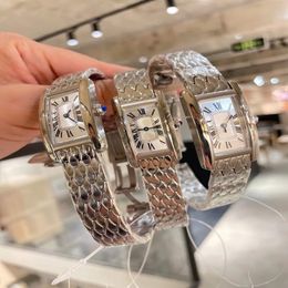 Chiffre de bracelet de réservoir zircon classique Femelle en verre cristal Roman Numerals Regardez les femmes géométriques Sapphire Quartz Watch en acier inoxydable S267F