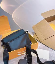 Klassieke 3 -delige set composiet schoudertassen mannen lederen handtassen portemonnee ontwerpers messenger bag portemonnee zakelijke koffer trio HA6877136