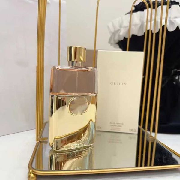 Classique Dernière Conception Cologne Femmes Parfum Hommes 100ml Guilty Gold Bouteille Noire Version La Plus Haute Parfum Spray Style Classique Longue Durée