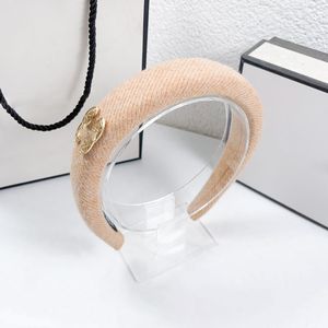 Klassieke Luxe Snoep Kleur Letter Hoofdbanden Gebreid Ontwerper Dubbele Letter C Merk Haarbanden Voor Vrouwen Meisjes Merk Elastische Hoofdband Casual Mode Hoofdband Hoofdband