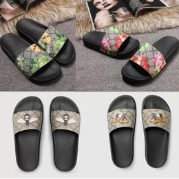 Klassieke mannen Slides Sandalen schoenen Slippers Pearl Snake Print Slide 2021 Mode Zomer Wide Flat Lady Sandaal Sandel Dust Bag EUR 35-45