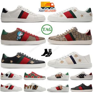 Classique Hommes Femmes Casual Chaussures Abeille Brodée En Cuir Imprimé Sneaker Beige Toile D'ébène Saint Valentin Fraises Hommes Ace Baskets Mode Femme Baskets