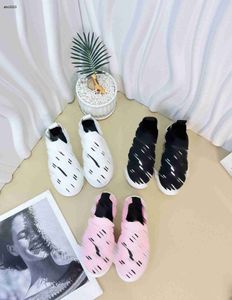 Klassiekers baby gebreide schoenen ontwerper kinderen sneakers maat 26-35 doosbeveiliging slip-on high quality kindercasual schoenen 24mar