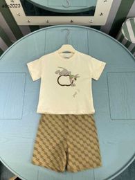 Klassiekers Baby Tracksuits Kids Designer Kleding Maat 100-150 cm Summer Round Neck Boys T-Shirt en Logo Full Print Design Shorts 24April