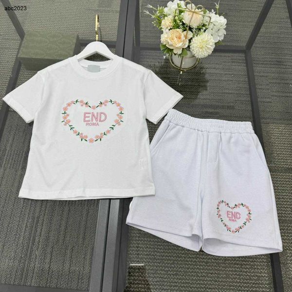 Classics Baby Tracksuits Summer Boys Set Kids Designer Clothes Taille 100-150 cm T-shirt de conception de lettres florales brodées et shorts 24mai