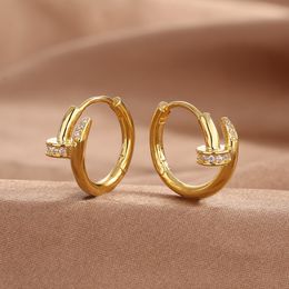 Classiques Charme Lettre C Boucles d'oreilles à ongles Designer en acier titane pour femmes Stud Bijoux de luxe Cerceau Femme Fille Or en gros ne se décolore pas