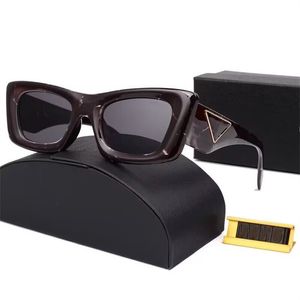 Classiques Mode haut de gamme Voyage Street Photo Lunettes de soleil Protection UV extérieure Triangle Temples décoratifs Marque de mode féminine Lunettes de soleil Lunettes de créateurs