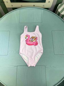 Klassiekers Kinderen één-stuks zwempak Mooie roze meisjes Swimwear Maat 80-150 CM Zomer Kind Beach Bikinis Designer Kinderen Swimwears 24 May