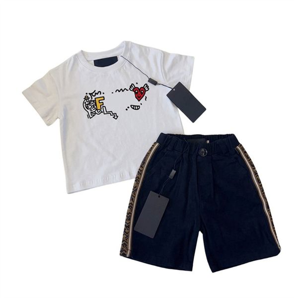 Costumes classiques pour enfants T-shirts Ensemble d'été deux pièces Survêtements pour garçons et filles de styles multiples Taille 100-150 bébé Manches courtes en coton et short imprimé avec lettres quadrillées Jan P02