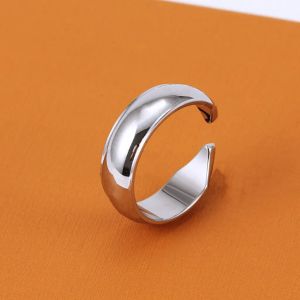 Anillos de amor clásicos, diseño de diseñador, anillo de titanio, joyería clásica, anillos para parejas para hombres y mujeres, banda de estilo moderno