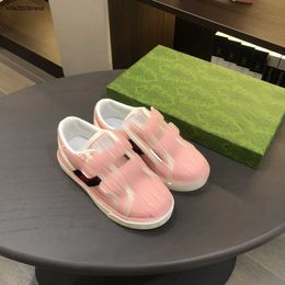Klassiekers schoenen voor jongens meisjes Geborduurd rasterlogo Kind Sneakers Maat 26-35 baby casual schoenen Inclusief doos Sep15