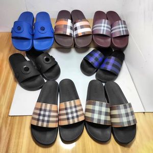 Sandale de luxe Designer Mule Vintage Slide Chaussure décontractée en plein air Mens classique Tartan Impression Sandale Pantoufles Été Plat Femmes Caoutchouc Voyage Plage Piscine Sliders Box