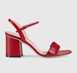 Classiques femmes chaussures à talons hauts sandales mode plage pantoufles à fond épais Alphabet dame sandale en cuir diapositives par chaussure
