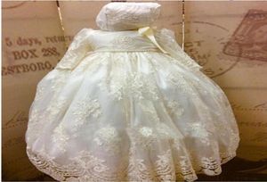 Chic 2018 Perles Robes De Baptême Pour Bébé Filles À Manches Longues En Dentelle Appliqued Robes De Baptême Avec Bonnet Première Communication Dre4087773