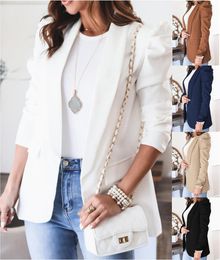 Veste de blazer de couleur unie de couleur solide et élégante avec conception de collier de revers Style Slim Fit Perfect pour la saison d'automne / hiver AST380182