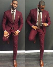 Stijlvolle Bordeaux Slim Fit Bruidegom Tuxedos Wedding Suits Custom Made Bruidsjonkers Prom Party Suits Jas Broek Stropdas Plus Size247t