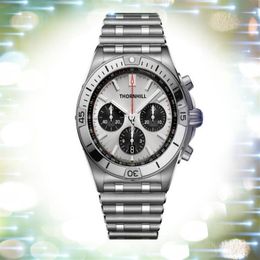 Montres en acier inoxydable d'usine propre 42mm Mouvement chronographe à quartz Hommes Lumious Business Suisse Logo personnalisé Luxe Upg276Q