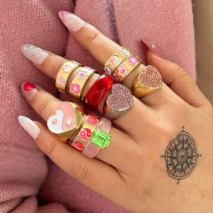 Conjunto de anillos de mariposa de corazón de amor de acrílico colorido claro moda estilo coreano lindo estético apilable amistad anillo de dedo joyería regalos para mujeres niñas al por mayor
