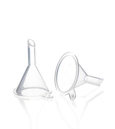 Clear Plastic Mini Entonnoir 31x39mm Cosmetic Vide Bottle Perfume Perfume d'huile essentielle Remplissage Liquide Accessoires d'emballage Tools6883854